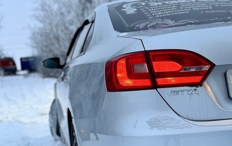 Volkswagen Jetta VI, 2013 год, 777 777 рублей, 4 фотография