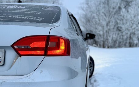 Volkswagen Jetta VI, 2013 год, 777 777 рублей, 3 фотография