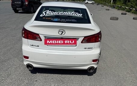 Lexus IS II рестайлинг 2, 2011 год, 2 000 000 рублей, 3 фотография