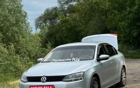 Volkswagen Jetta VI, 2013 год, 777 777 рублей, 5 фотография