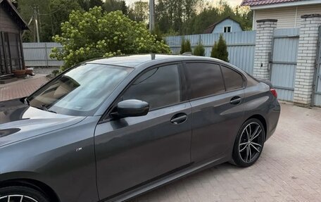 BMW 3 серия, 2019 год, 3 400 000 рублей, 18 фотография