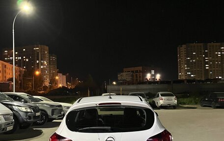 Opel Astra J, 2011 год, 750 000 рублей, 2 фотография