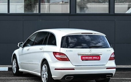 Mercedes-Benz R-Класс, 2012 год, 1 384 000 рублей, 2 фотография