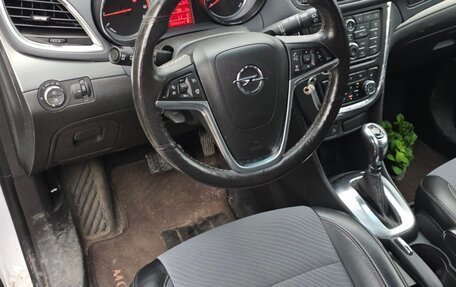 Opel Mokka I, 2013 год, 1 300 000 рублей, 13 фотография