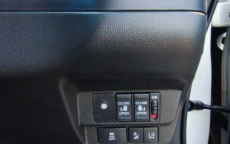Honda Freed II, 2019 год, 1 585 000 рублей, 27 фотография
