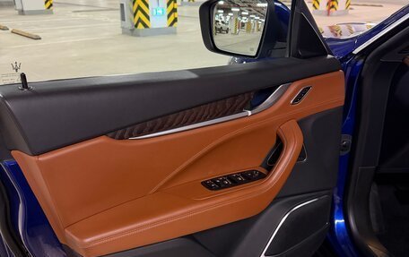 Maserati Levante I, 2017 год, 4 000 000 рублей, 10 фотография
