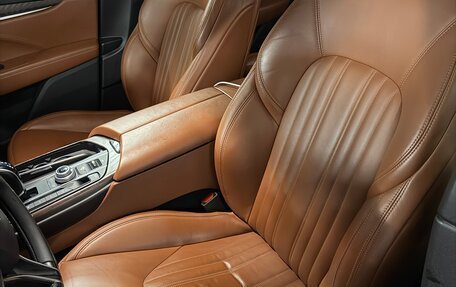 Maserati Levante I, 2017 год, 4 000 000 рублей, 13 фотография