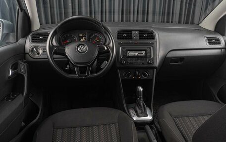 Volkswagen Polo VI (EU Market), 2017 год, 1 049 000 рублей, 6 фотография