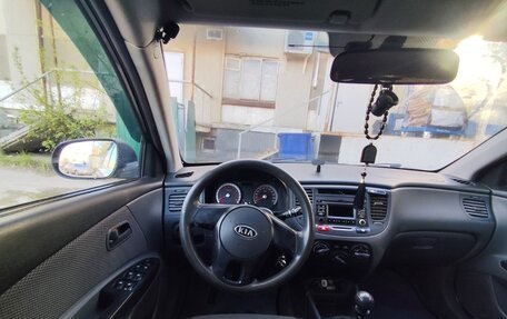 KIA Rio II, 2010 год, 650 000 рублей, 6 фотография