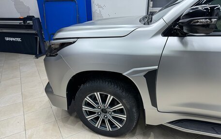 Lexus LX III, 2020 год, 6 фотография