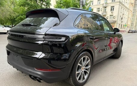 Porsche Cayenne III, 2024 год, 12 990 000 рублей, 2 фотография