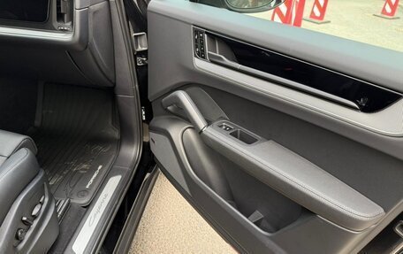 Porsche Cayenne III, 2024 год, 12 990 000 рублей, 4 фотография