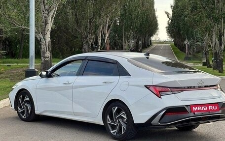 Hyundai Elantra, 2022 год, 1 570 000 рублей, 7 фотография