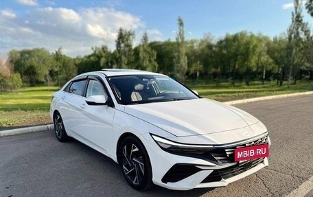 Hyundai Elantra, 2022 год, 1 570 000 рублей, 9 фотография