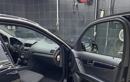 Mercedes-Benz C-Класс, 2009 год, 1 050 000 рублей, 23 фотография