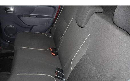 Renault Logan II, 2018 год, 1 100 000 рублей, 7 фотография