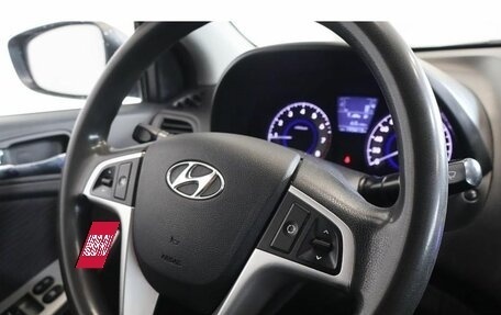 Hyundai Solaris II рестайлинг, 2013 год, 725 000 рублей, 8 фотография