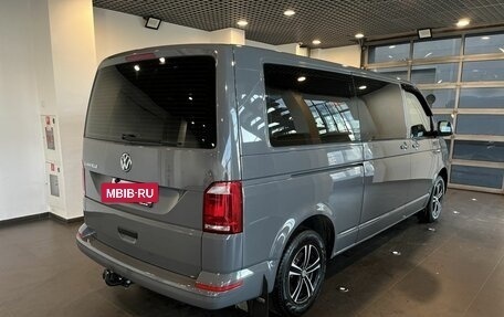 Volkswagen Caravelle T6 рестайлинг, 2019 год, 3 890 000 рублей, 3 фотография