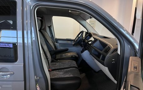Volkswagen Caravelle T6 рестайлинг, 2019 год, 3 890 000 рублей, 24 фотография