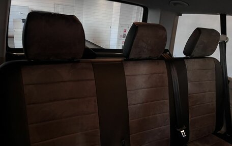 Volkswagen Caravelle T6 рестайлинг, 2019 год, 3 890 000 рублей, 32 фотография