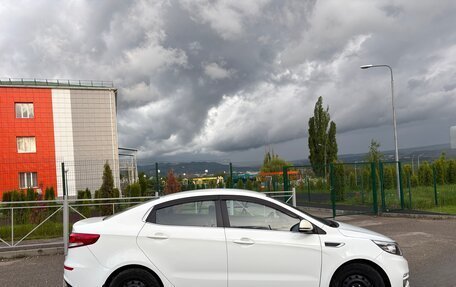 KIA Rio III рестайлинг, 2016 год, 800 000 рублей, 8 фотография