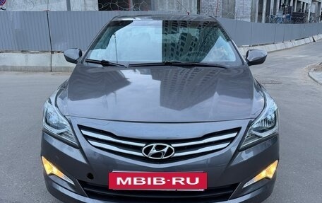 Hyundai Solaris II рестайлинг, 2016 год, 690 000 рублей, 3 фотография