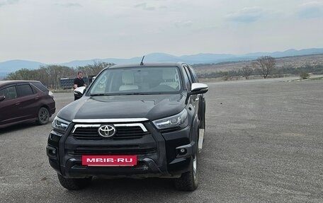 Toyota Hilux VIII, 2015 год, 2 400 000 рублей, 11 фотография