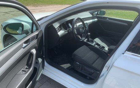 Volkswagen Passat B8 рестайлинг, 2019 год, 1 950 000 рублей, 7 фотография