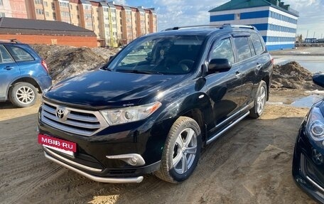Toyota Highlander III, 2012 год, 2 450 000 рублей, 3 фотография