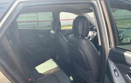 Hyundai ix35 I рестайлинг, 2010 год, 1 200 000 рублей, 8 фотография