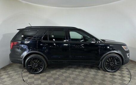 Ford Explorer VI, 2018 год, 2 770 000 рублей, 4 фотография