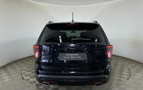 Ford Explorer VI, 2018 год, 2 770 000 рублей, 3 фотография