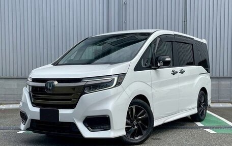 Honda Stepwgn IV, 2021 год, 1 950 000 рублей, 3 фотография