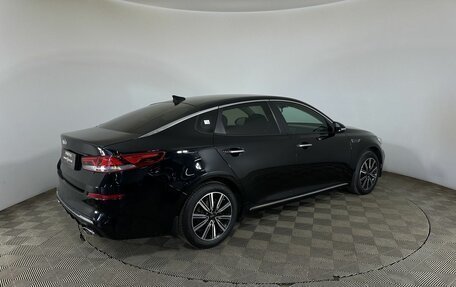KIA Optima IV, 2018 год, 1 850 000 рублей, 6 фотография