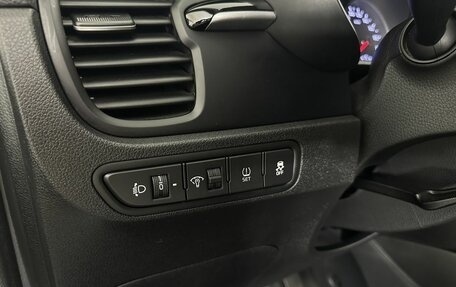 KIA Rio IV, 2020 год, 1 600 000 рублей, 9 фотография