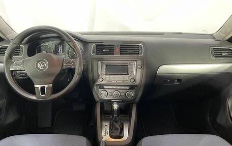 Volkswagen Jetta VI, 2013 год, 1 100 000 рублей, 7 фотография
