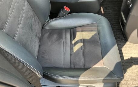 Honda Stepwgn, 2023 год, 2 090 000 рублей, 21 фотография