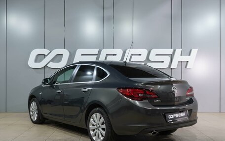 Opel Astra J, 2013 год, 999 000 рублей, 2 фотография