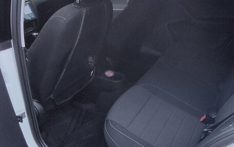 Skoda Rapid I, 2015 год, 1 300 000 рублей, 9 фотография