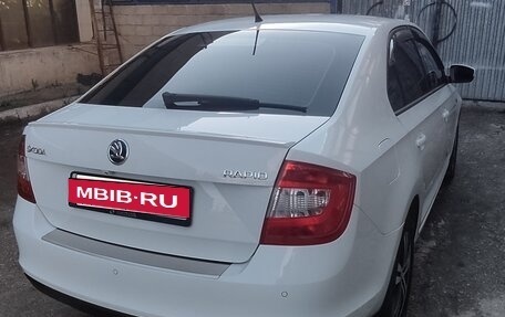 Skoda Rapid I, 2015 год, 1 300 000 рублей, 5 фотография