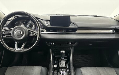 Mazda 6, 2018 год, 2 045 000 рублей, 10 фотография