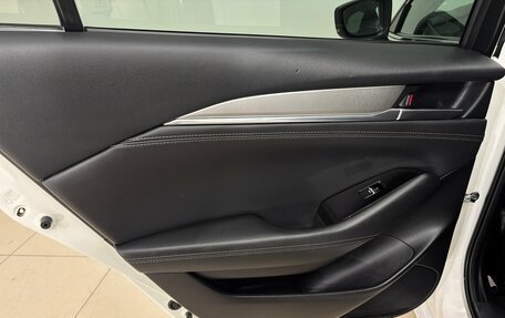 Mazda 6, 2018 год, 2 045 000 рублей, 14 фотография
