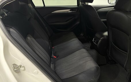 Mazda 6, 2018 год, 2 045 000 рублей, 15 фотография