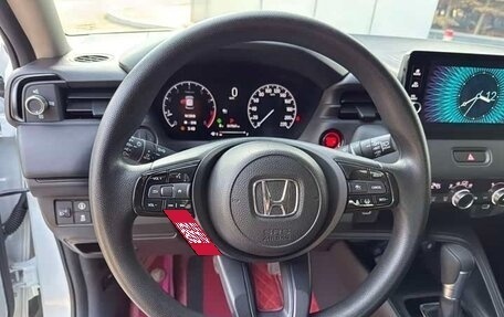Honda Vezel, 2022 год, 1 748 000 рублей, 12 фотография