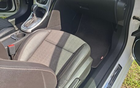 Opel Astra J, 2014 год, 950 000 рублей, 14 фотография