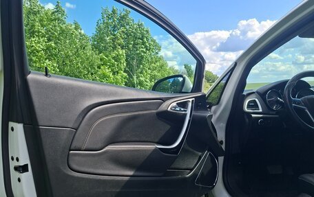 Opel Astra J, 2014 год, 950 000 рублей, 16 фотография