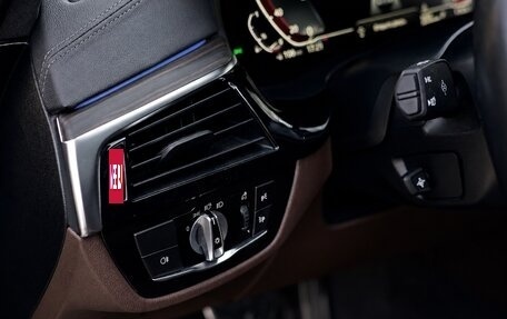 BMW 5 серия, 2020 год, 6 000 000 рублей, 13 фотография
