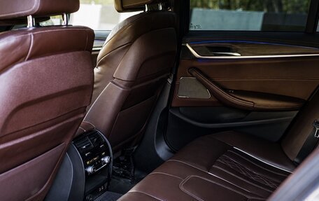 BMW 5 серия, 2020 год, 6 000 000 рублей, 19 фотография