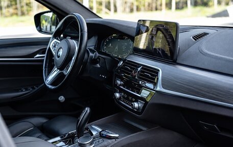 BMW 5 серия, 2020 год, 6 000 000 рублей, 22 фотография