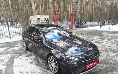 Mercedes-Benz E-Класс, 2022 год, 5 250 000 рублей, 1 фотография